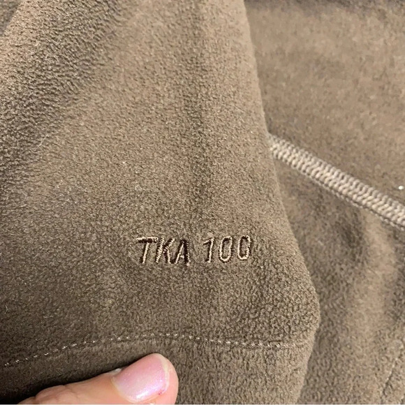 The North Face dark brown size medium pullover jacket 1/4 zip - Picture 3 of 8